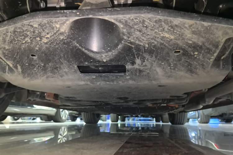 Used Deepal S07 2024 215Max Qiankun Intelligent Driving ADS SE Range-Extended Version Chassis Rear