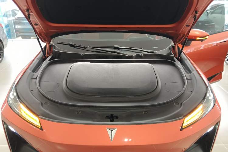 Used Deepal S07 2024 215Max Qiankun Intelligent Driving ADS SE Range-Extended Version Engine Bay