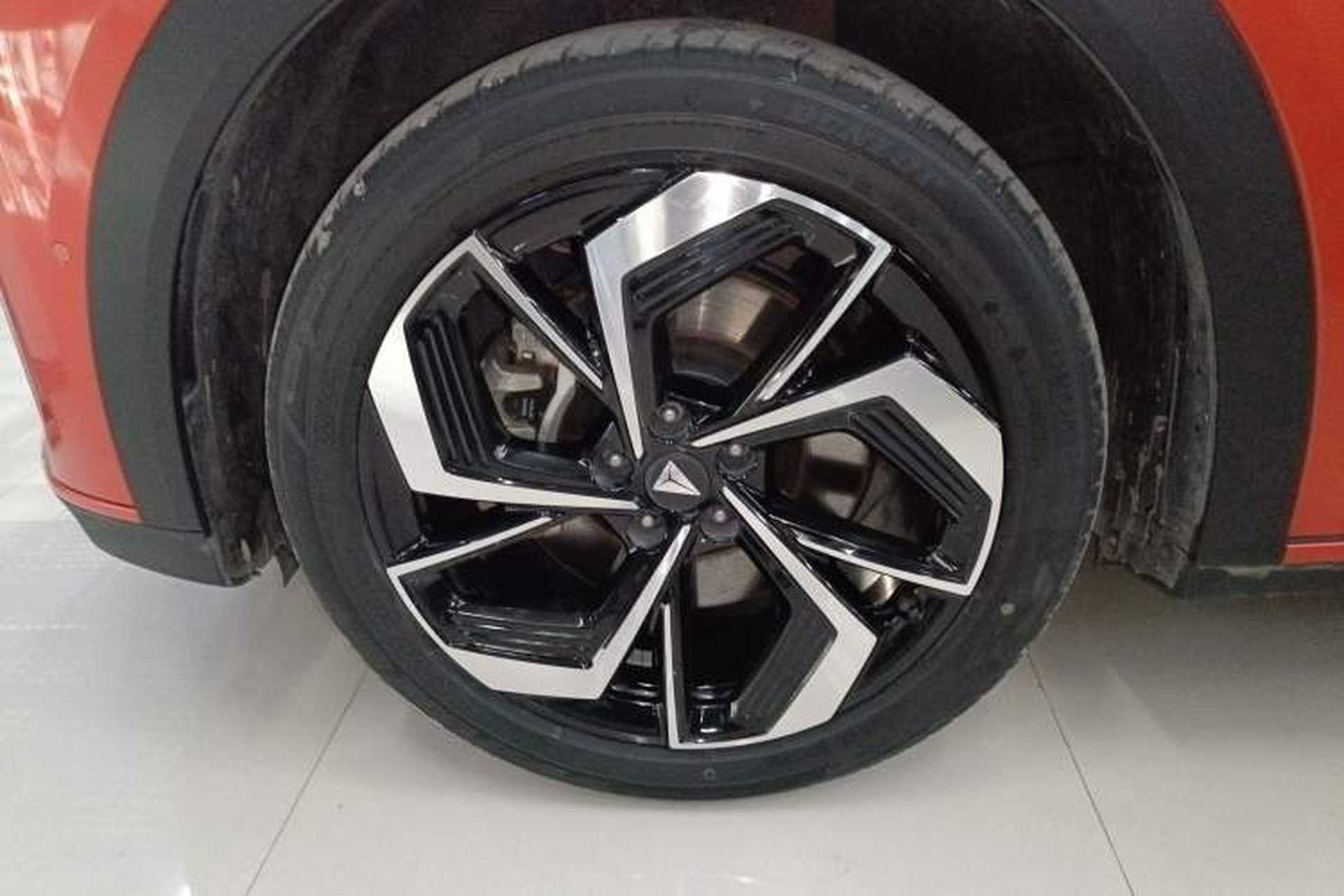 Used Deepal S07 2024 215Max Qiankun Intelligent Driving ADS SE Range-Extended Version Exterior 4