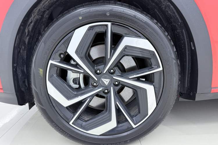 Used Deepal S07 2024 215Max Qiankun Intelligent Driving ADS SE Range-Extended Version Exterior 5