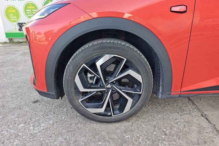 Used Deepal S07 2024 215Max Qiankun Intelligent Driving ADS SE Range-Extended Version Exterior 7