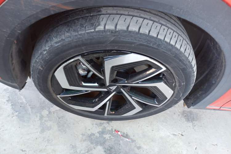 Used Deepal S07 2024 215Max Qiankun Intelligent Driving ADS SE Range-Extended Version Exterior 7