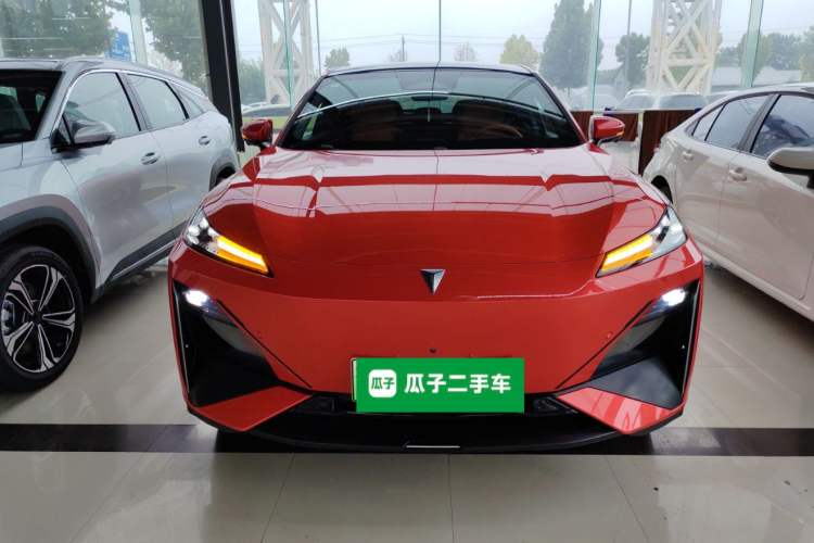 Used Deepal S07 2024 215Max Qiankun Intelligent Driving ADS SE Range-Extended Version Front