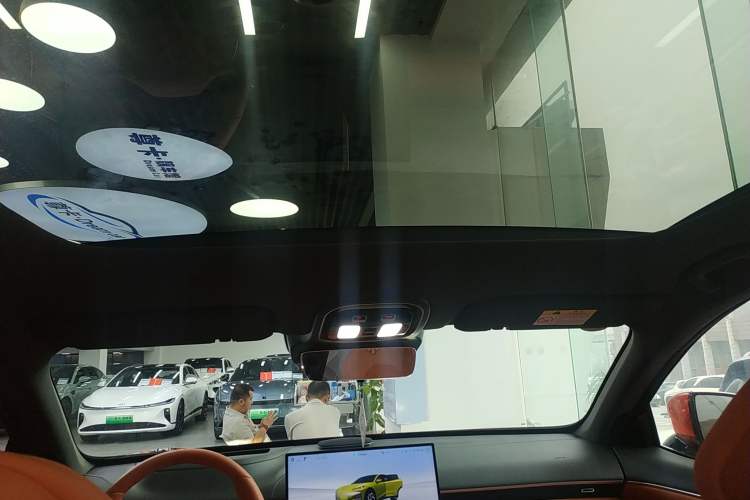 Used Deepal S07 2024 215Max Qiankun Intelligent Driving ADS SE Range-Extended Version Headliner