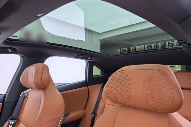 Used Deepal S07 2024 215Max Qiankun Intelligent Driving ADS SE Range-Extended Version Interior 15