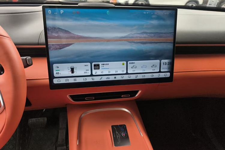 Used Deepal S07 2024 520Max Qiankun Intelligent Driving ADS SE Pure Electric Version Interior 3