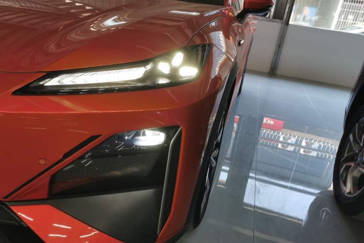 Used Deepal S07 2024 215Max Qiankun Intelligent Driving ADS SE Range-Extended Version Left Front Headlight