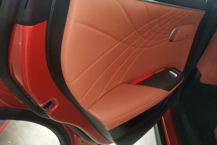 Used Deepal S07 2024 215Max Qiankun Intelligent Driving ADS SE Range-Extended Version Left Rear Door Interior