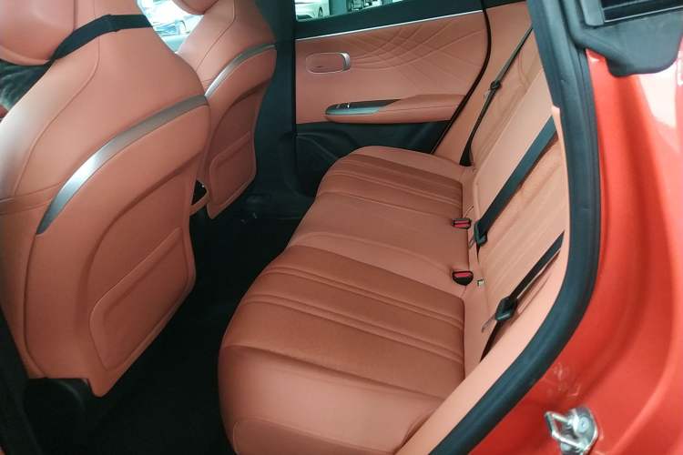 Used Deepal S07 2024 215Max Qiankun Intelligent Driving ADS SE Range-Extended Version Left Rear Seat