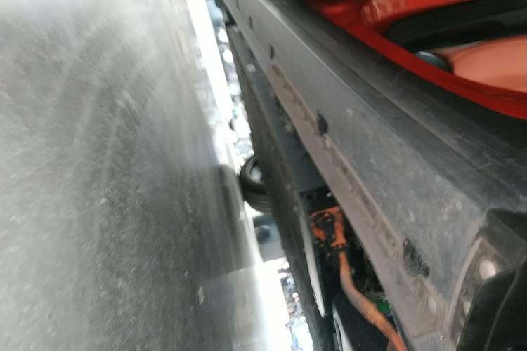 Used Deepal S07 2024 215Max Qiankun Intelligent Driving ADS SE Range-Extended Version Left Side Sill