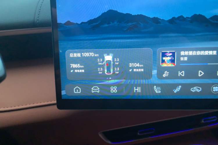 Used Deepal S07 2024 215Max Qiankun Intelligent Driving ADS SE Range-Extended Version Odometer Close Up