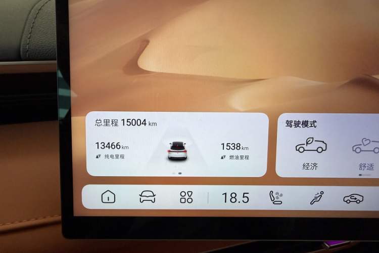 Used Deepal S07 2024 215Max Qiankun Intelligent Driving ADS SE Range-Extended Version Odometer Close Up