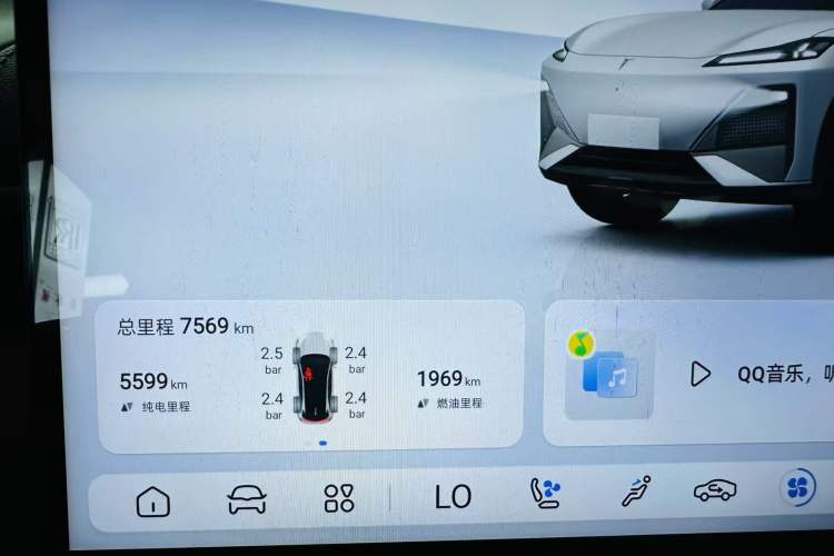 Used Deepal S07 2024 215Max Qiankun Intelligent Driving ADS SE Range-Extended Version Odometer Close Up