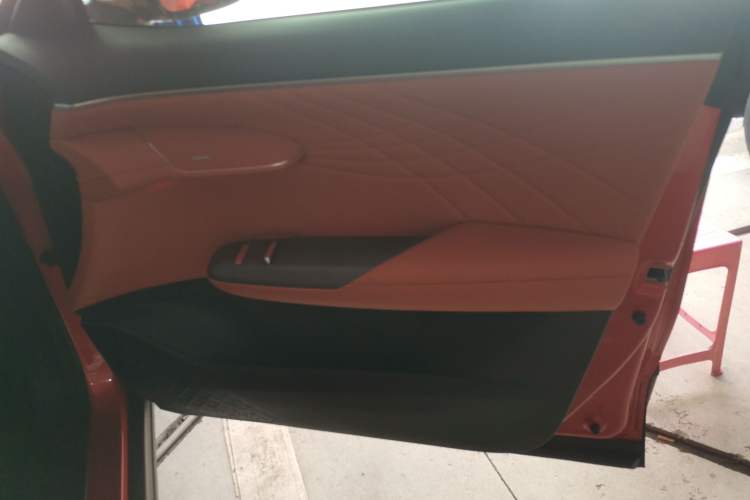 Used Deepal S07 2024 215Max Qiankun Intelligent Driving ADS SE Range-Extended Version Right Front Door Interior