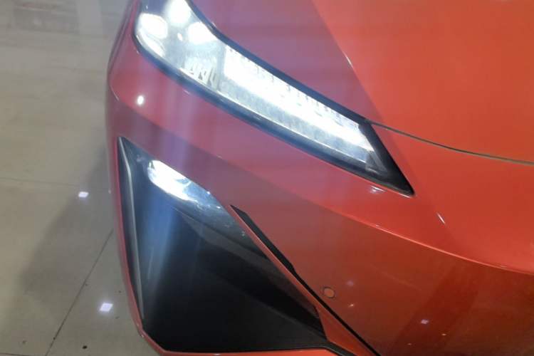 Used Deepal S07 2024 215Max Qiankun Intelligent Driving ADS SE Range-Extended Version Right Front Headlight