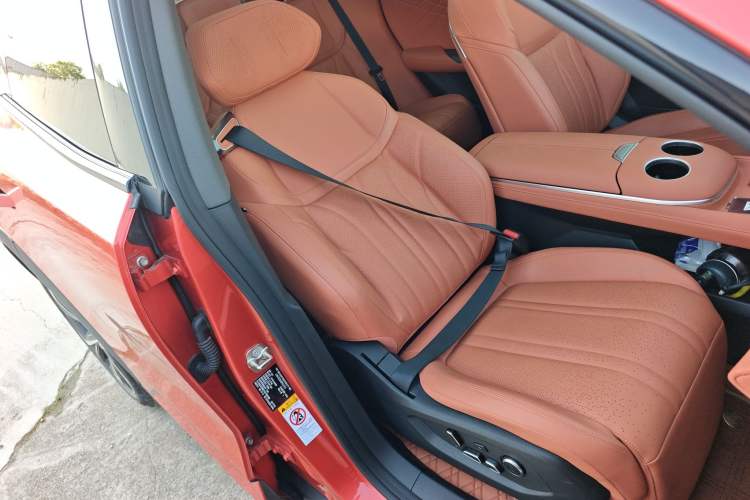 Used Deepal S07 2024 215Max Qiankun Intelligent Driving ADS SE Range-Extended Version Right Front Seat
