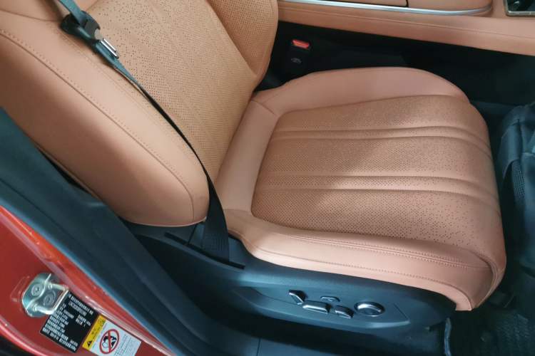 Used Deepal S07 2024 215Max Qiankun Intelligent Driving ADS SE Range-Extended Version Right Front Seat