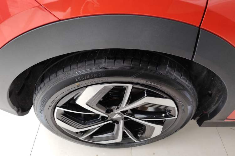 Used Deepal S07 2024 215Max Qiankun Intelligent Driving ADS SE Range-Extended Version Right Rear Wheel Hub
