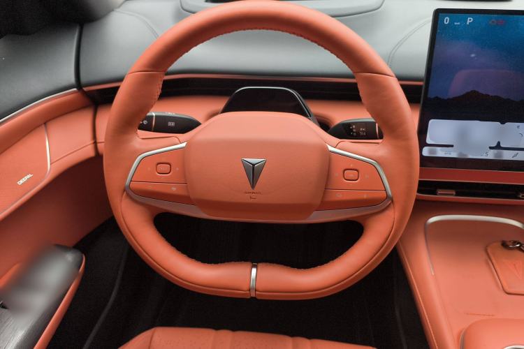 Used Deepal S07 2024 215Max Qiankun Intelligent Driving ADS SE Range-Extended Version Steering Wheel