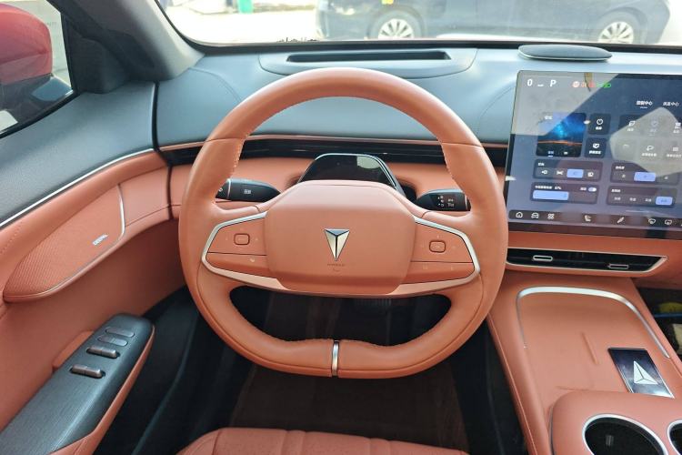 Used Deepal S07 2024 215Max Qiankun Intelligent Driving ADS SE Range-Extended Version Steering Wheel