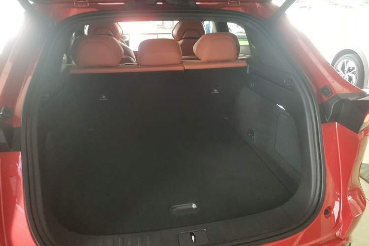 Used Deepal S07 2024 215Max Qiankun Intelligent Driving ADS SE Range-Extended Version Trunk