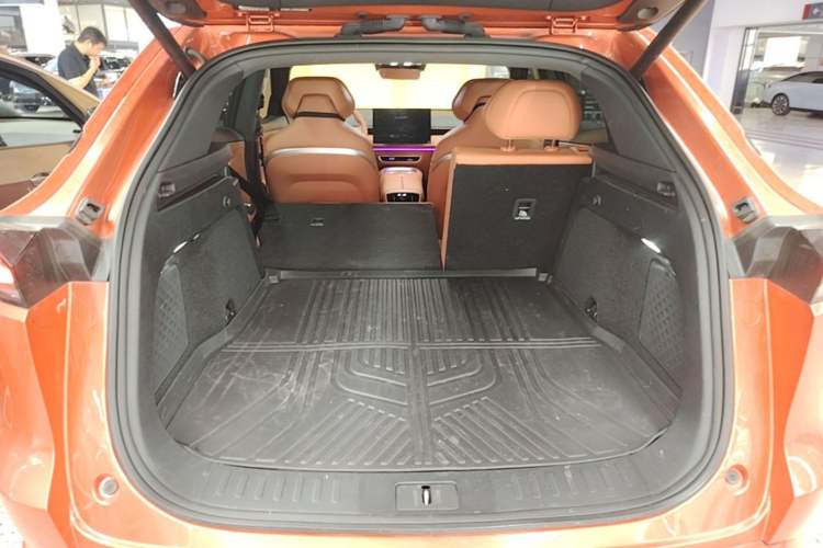 Used Deepal S07 2024 215Max Qiankun Intelligent Driving ADS SE Range-Extended Version Trunk