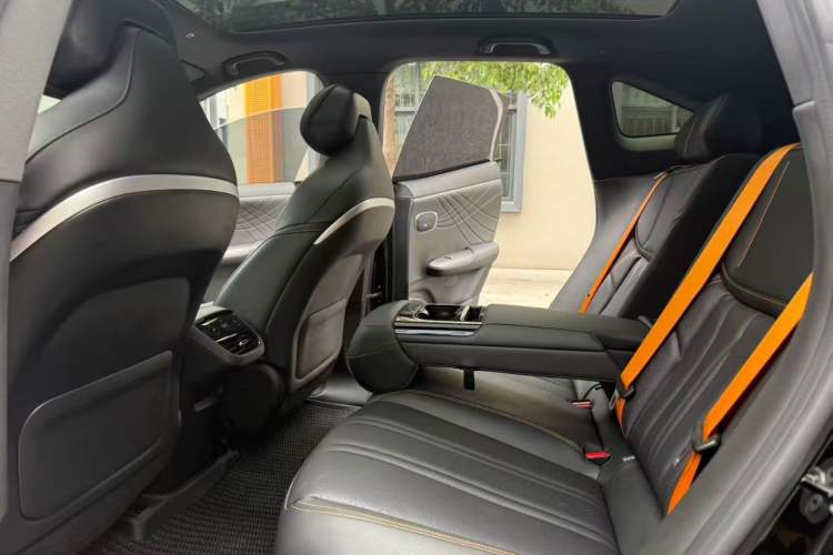Used Deepal S07 2024 215Max Range-Extended Version Interior 3