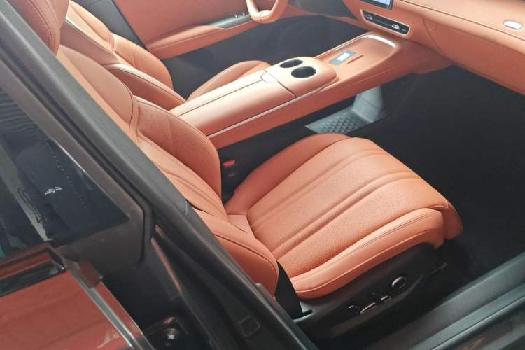 Used Deepal S07 2024 285Max Qiankun Intelligent Driving ADS SE Range-Extended Version Interior 6