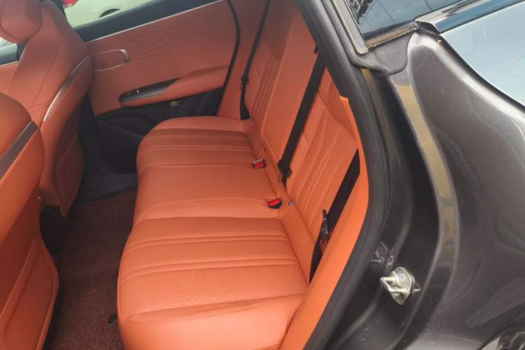 Used Deepal S07 2024 215Max Qiankun Intelligent Driving ADS SE Range-Extended Version Left Rear Seat
