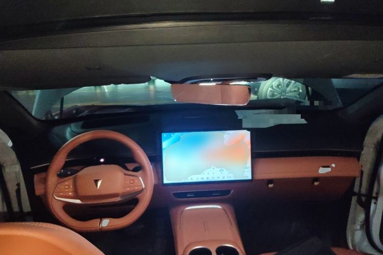 Used Deepal S07 2024 215Max Qiankun Intelligent Driving ADS SE Range-Extended Version Center Console