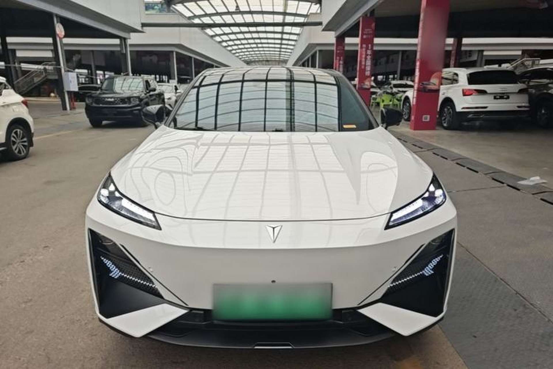 Used Deepal S07 2024 285Max Qiankun Intelligent Driving ADS SE Range-Extended Version Front