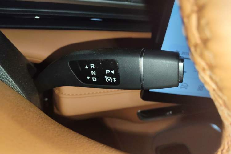 Used Deepal S07 2024 215Max Qiankun Intelligent Driving ADS SE Range-Extended Version Gear Lever