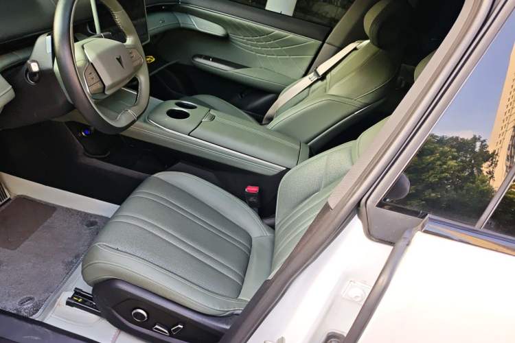 Used Deepal S07 2024 215Max Range-Extended Version Left Front Seat
