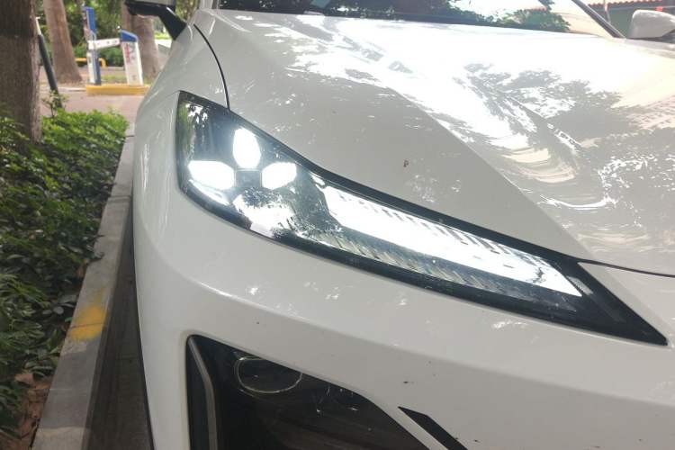 Used Deepal S07 2024 215Max Range-Extended Version Right Front Headlight