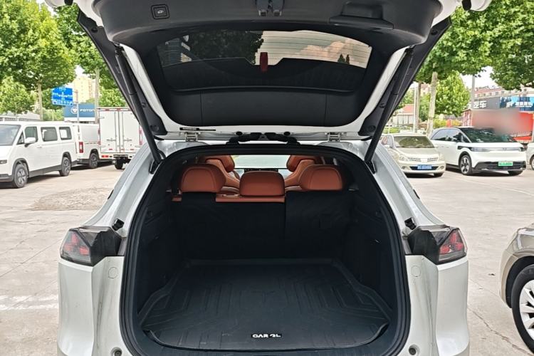 Used Deepal S07 2024 520Max Pure Electric Version Trunk