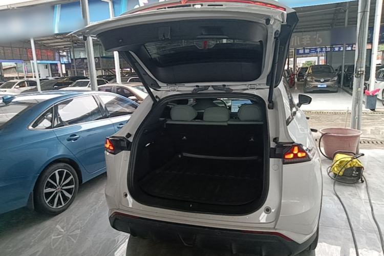 Used Deepal S07 2024 215Max Range-Extended Version Trunk