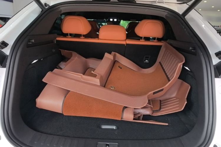 Used Deepal S07 2024 215Max Range-Extended Version Trunk