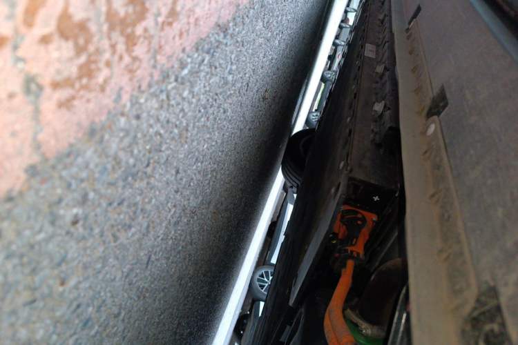 Used Deepal S07 2025 215Max Huawei Qiankun Intelligent Driving ADS SE Range-Extended Version Chassis Rear Left
