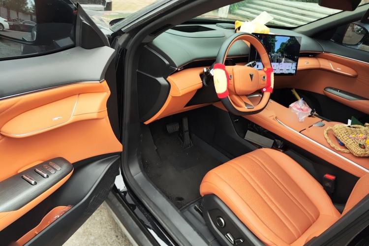 Used Deepal S07 2025 215Max Huawei Qiankun Intelligent Driving ADS SE Range-Extended Version Driver Seat