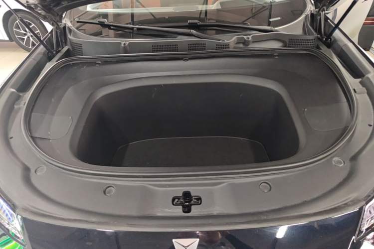 Used Deepal S07 2025 Deepal 520Max AD PRO Pure Electric Model with Advanced Driving Assist Engine Bay