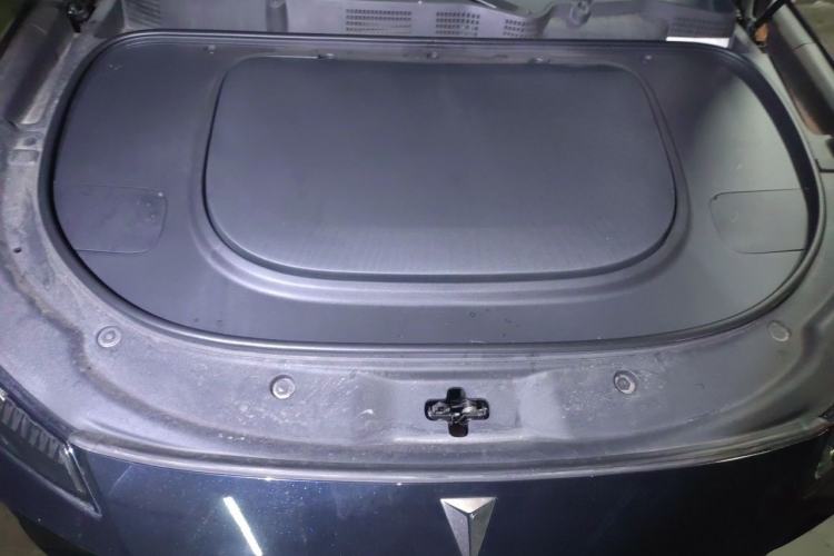 Used Deepal S07 2025 215Max Huawei Qiankun Intelligent Driving ADS SE Range-Extended Version Engine Bay