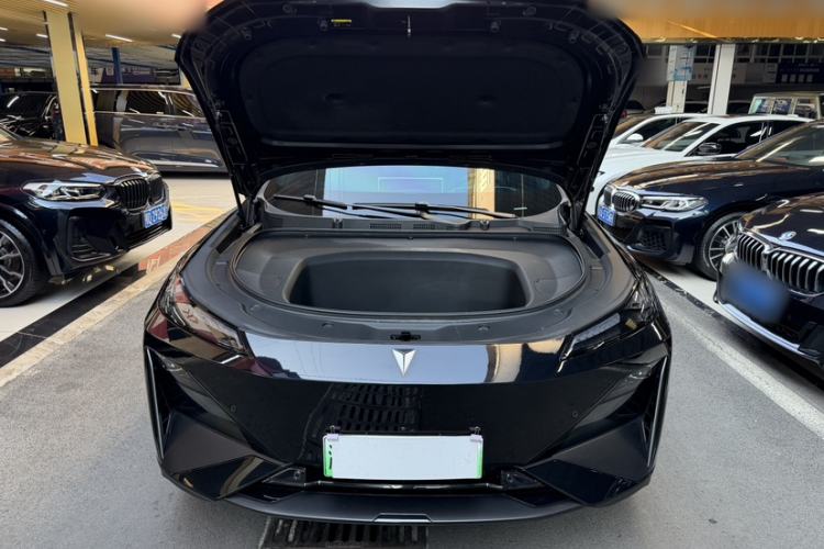 Used Deepal S07 2025 520Max Huawei Qiankun Intelligent Driving ADS SE Pure-Electric Version Engine Bay