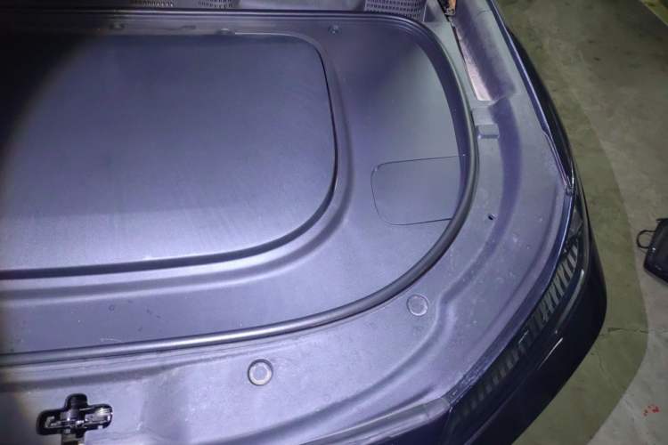Used Deepal S07 2025 215Max Huawei Qiankun Intelligent Driving ADS SE Range-Extended Version Engine Bay Left