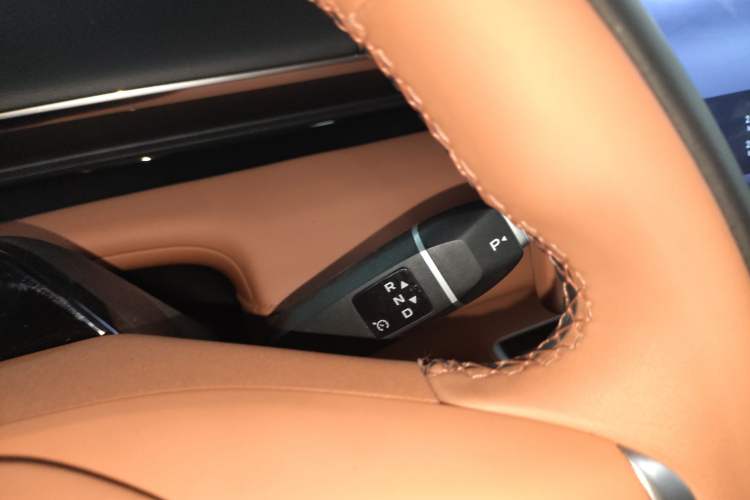 Used Deepal S07 2025 Deepal Intelligent Driving AD PRO Range-Extended Version Gear Lever