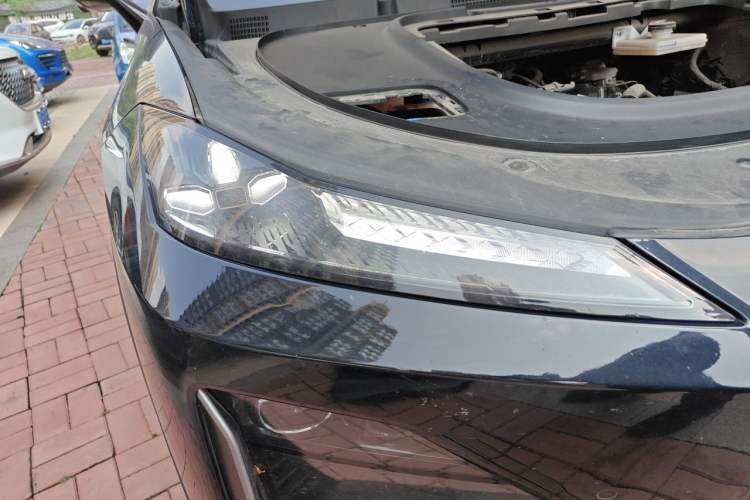 Used Deepal S07 2025 215Max Deep Blue Intelligent Driving AD PRO Range-Extended Version Right Front Headlight