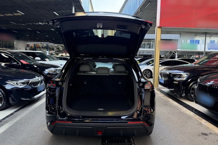 Used Deepal S07 2025 520Max Huawei Qiankun Intelligent Driving ADS SE Pure-Electric Version Trunk