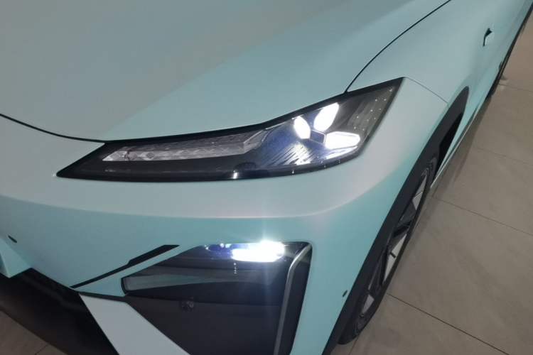 Used Deepal S07 2025 215Max Deep Blue Intelligent Driving AD PRO Range-Extended Version Left Front Headlight
