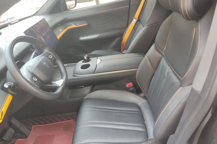 Used Deepal S07 2025 215Max Deep Blue Intelligent Driving AD PRO Range-Extended Version Left Front Seat