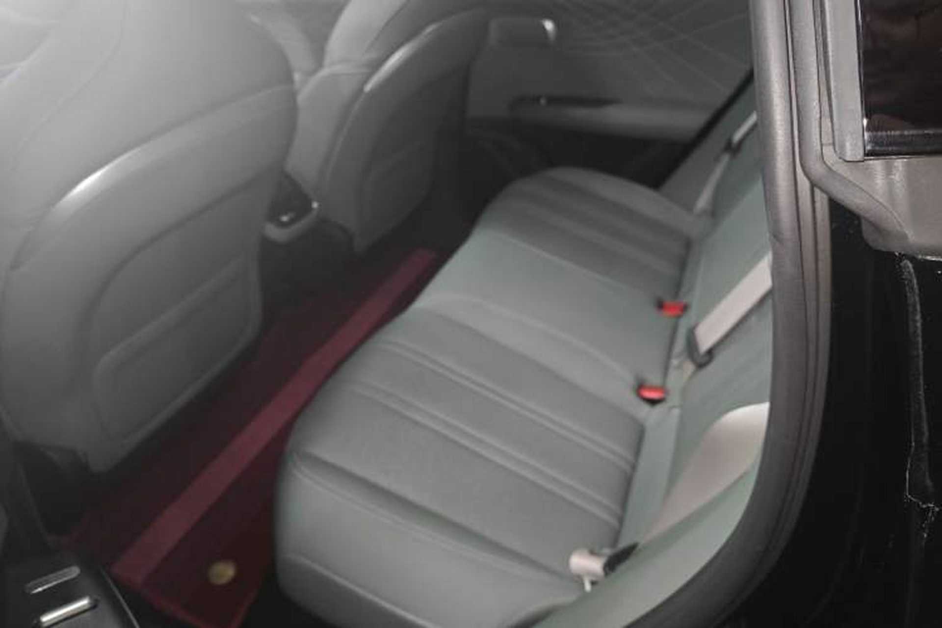 Used Deepal S07 2025 215Max Huawei Qiankun Intelligent Driving ADS SE Range-Extended Version Left Rear Seat