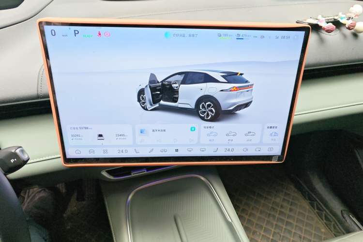 Used Deepal S07 2025 215Max Huawei Qiankun Intelligent Driving ADS SE Range-Extended Version Audio And AC Panel
